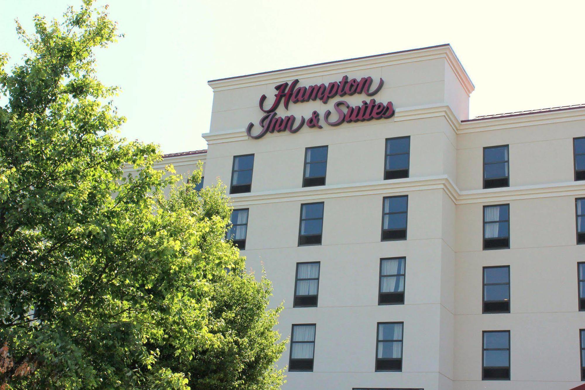 Hampton Inn & Suites Concord-Charlotte Exterior foto